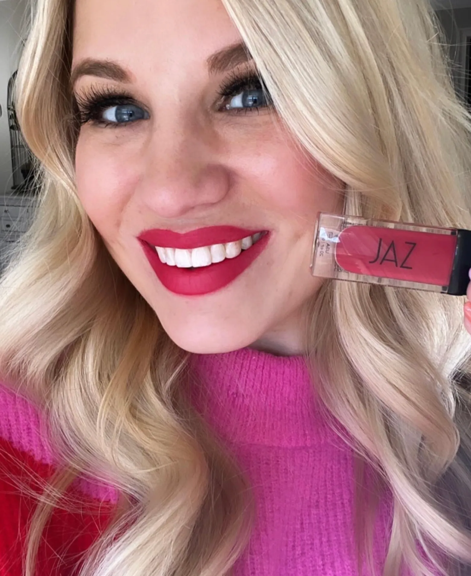 Hollywood Red Liquid Matte Stain