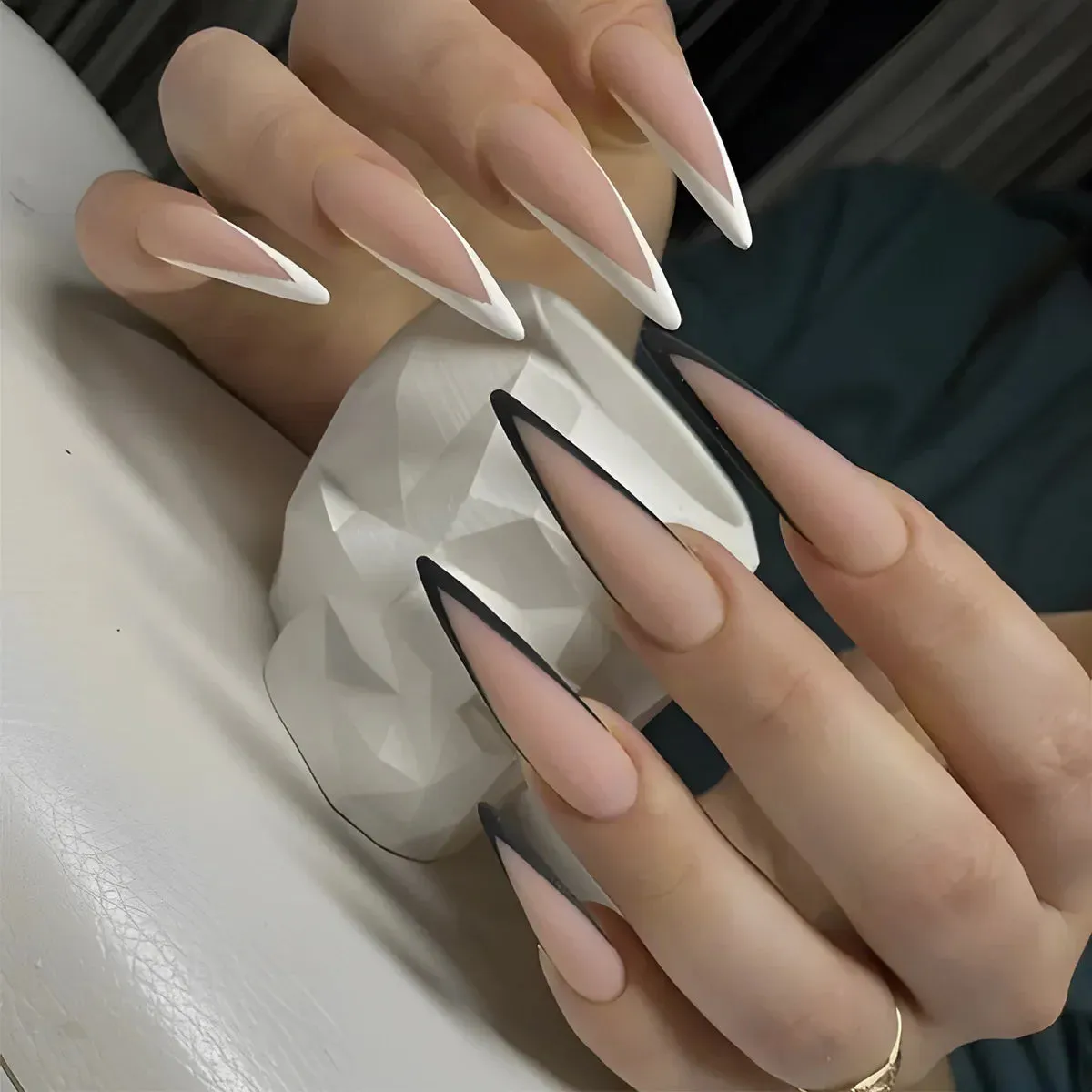 Toleet-Helloween sminken Long Almond Fake Nails Detachable French Ballet Halloween False Nails nail art Full Cover Nail Tips Press On Nails 24pcs